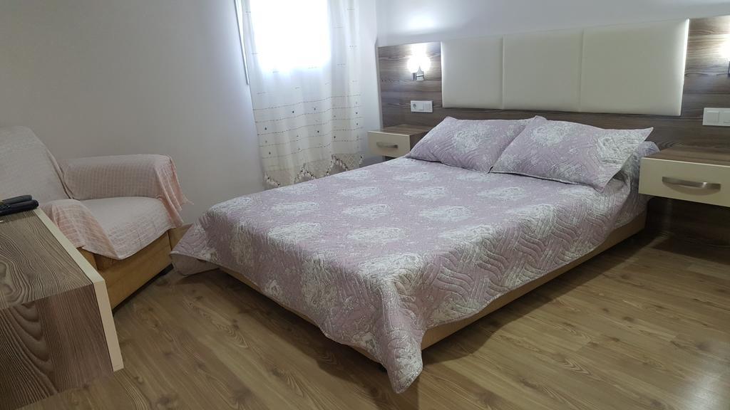 Burak Apart Hotel Fethiye Bagian luar foto