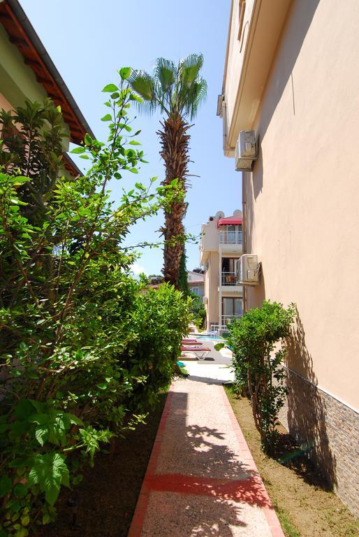 Burak Apart Hotel Fethiye Bagian luar foto